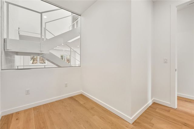 817 SE H Street, Bentonville, AR 72712