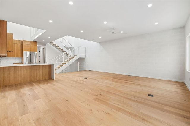 817 SE H Street, Bentonville, AR 72712