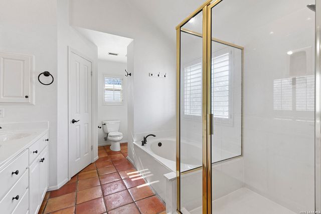 13903 Red Maple Wood, San Antonio, TX 78249