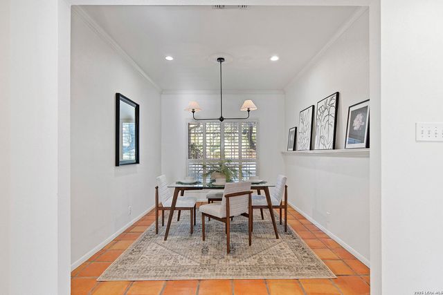 13903 Red Maple Wood, San Antonio, TX 78249