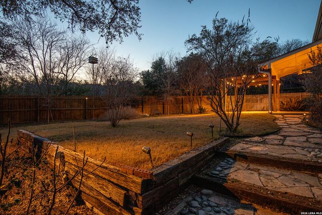 13903 Red Maple Wood, San Antonio, TX 78249