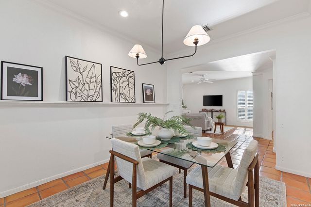 13903 Red Maple Wood, San Antonio, TX 78249