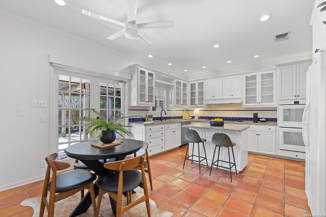 13903 Red Maple Wood, San Antonio, TX 78249