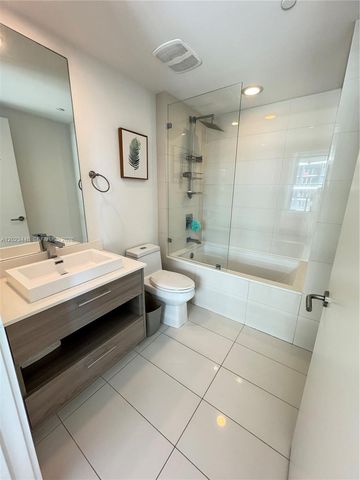 1300 S Miami Ave 1608, Miami, FL 33130