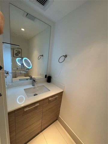 1300 S Miami Ave 1608, Miami, FL 33130