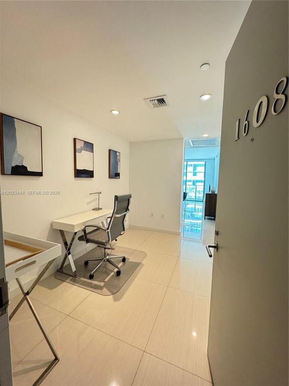 1300 S Miami Ave 1608, Miami, FL 33130