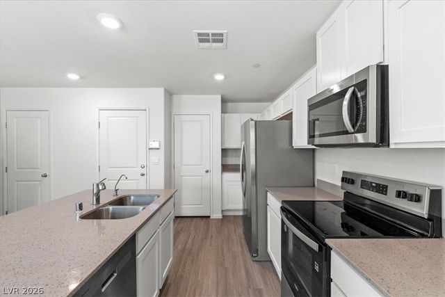 9366 Soothing Sea Street, Las Vegas, NV 89178