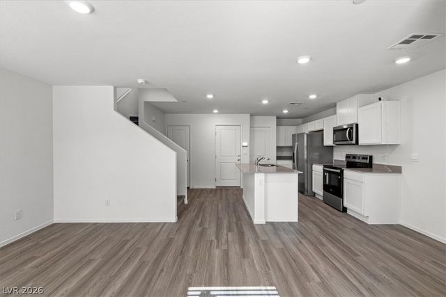 9366 Soothing Sea Street, Las Vegas, NV 89178
