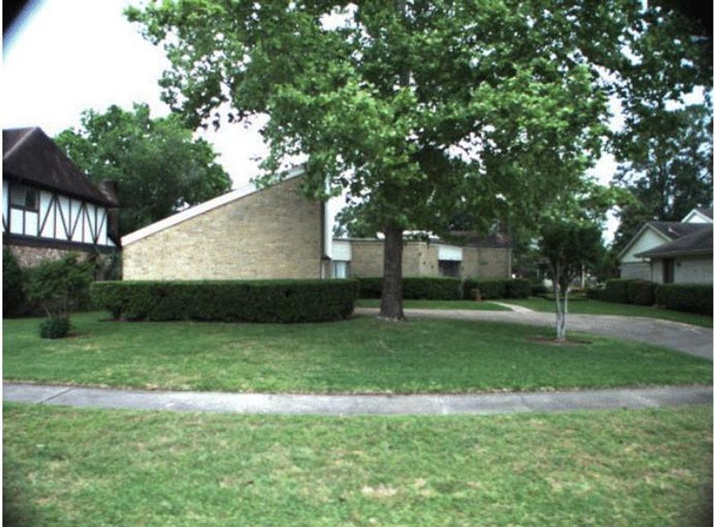 5710 Council Grove Lane, Houston, TX 77088