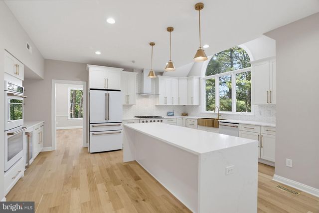 484 KING OF PRUSSIA RD, Wayne, PA 19087