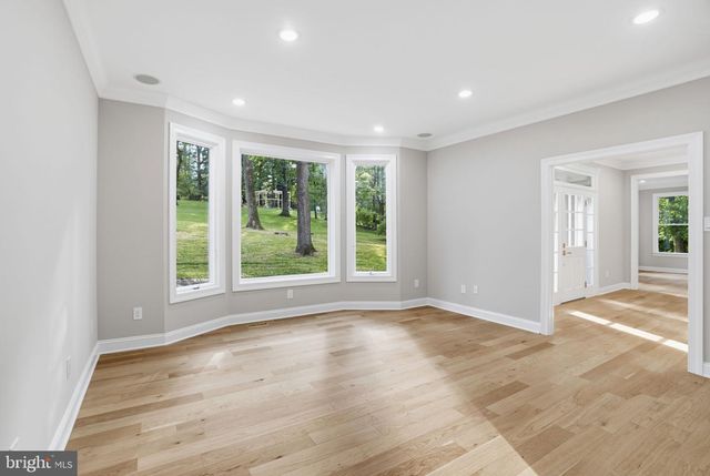 484 KING OF PRUSSIA RD, Wayne, PA 19087