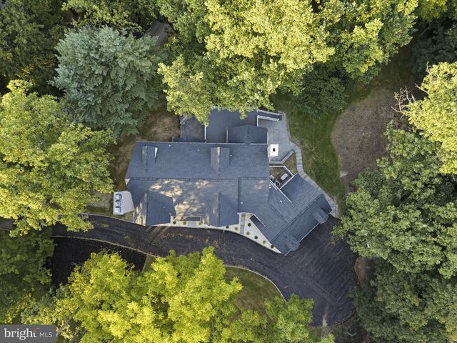 484 KING OF PRUSSIA RD, Wayne, PA 19087