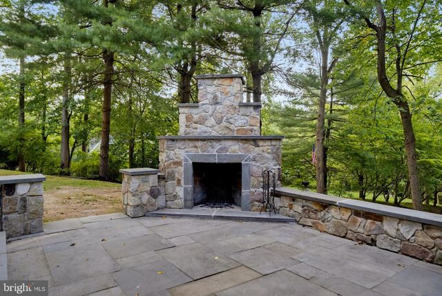 484 KING OF PRUSSIA RD, Wayne, PA 19087