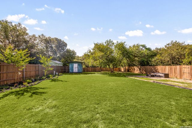 11719 Bridge Hampton, San Antonio, TX 78251