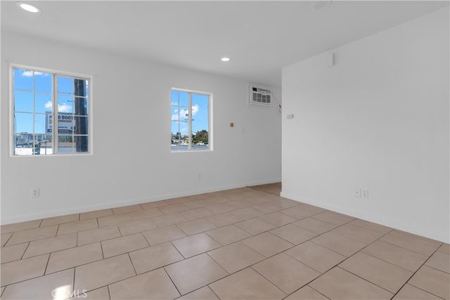 1301 E Pacific Coast, Wilmington, CA 90744