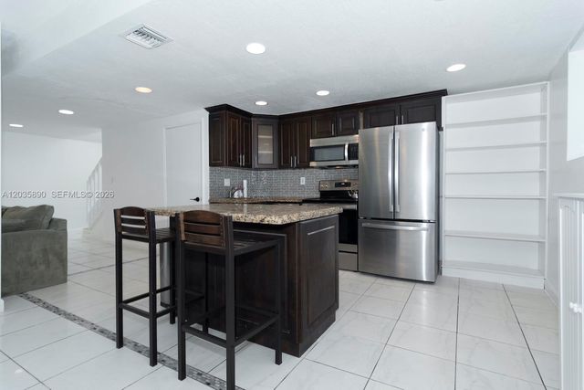 2729 SW 67th Avenue 0, Miami, FL 33155