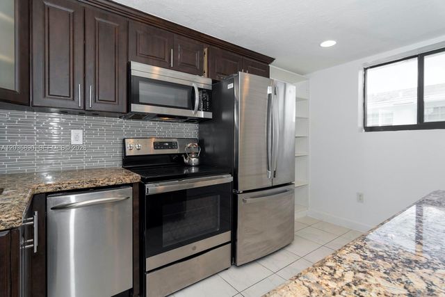 2729 SW 67th Avenue 0, Miami, FL 33155