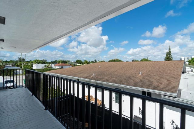 2729 SW 67th Avenue 0, Miami, FL 33155