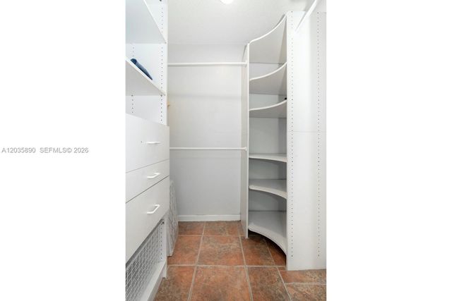 2729 SW 67th Avenue 0, Miami, FL 33155