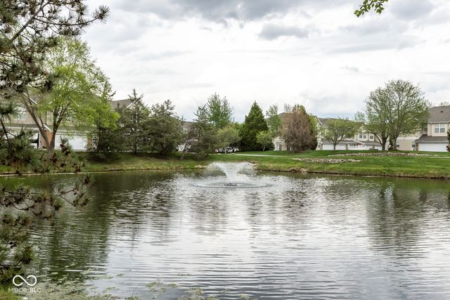 2326 Colfax Lane, Indianapolis, IN 46260