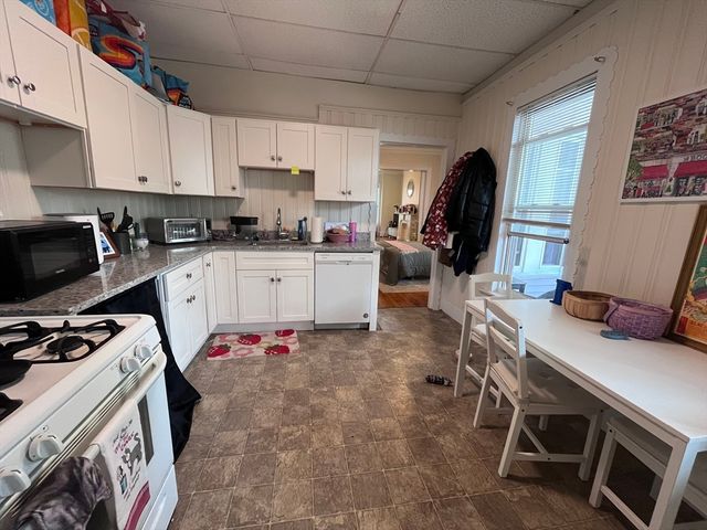11 Gates St. 1, Boston, MA 02127