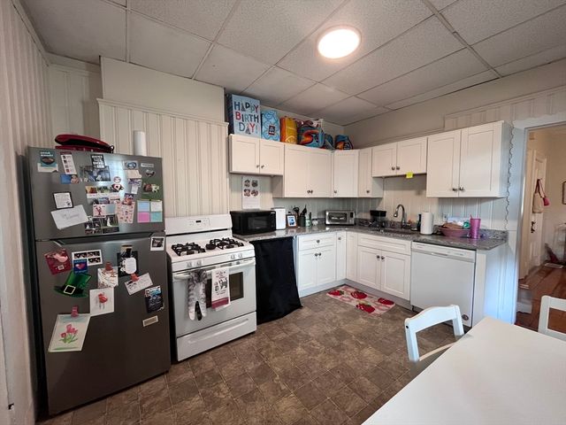 11 Gates St. 1, Boston, MA 02127
