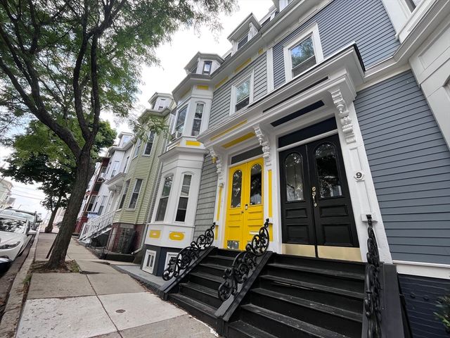 11 Gates St. 1, Boston, MA 02127