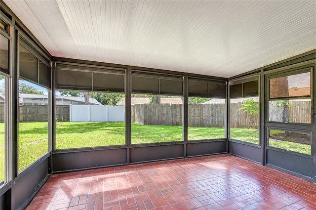 14012 CASCADE LANE, Tampa, FL 33618