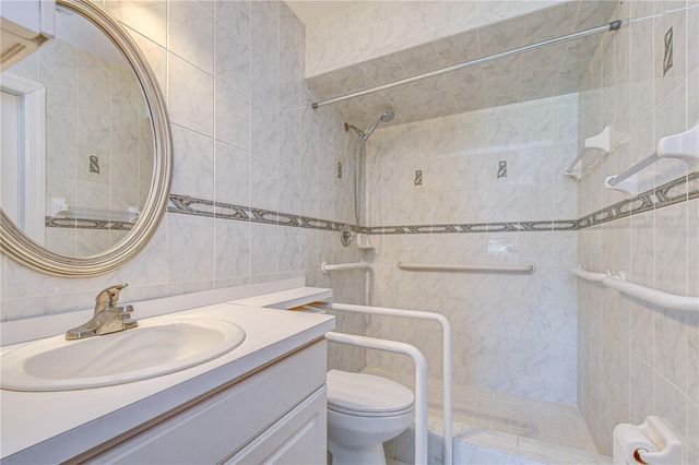 14012 CASCADE LANE, Tampa, FL 33618