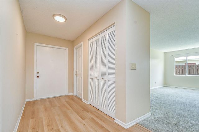 14012 CASCADE LANE, Tampa, FL 33618