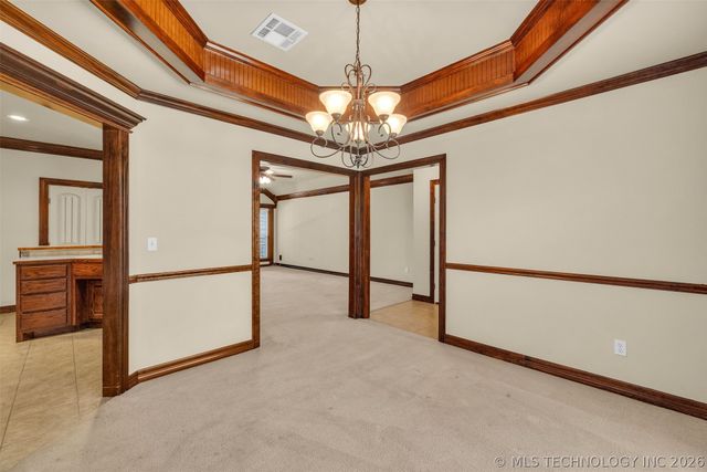 566 S 22nd Place, Collinsville, OK 74021