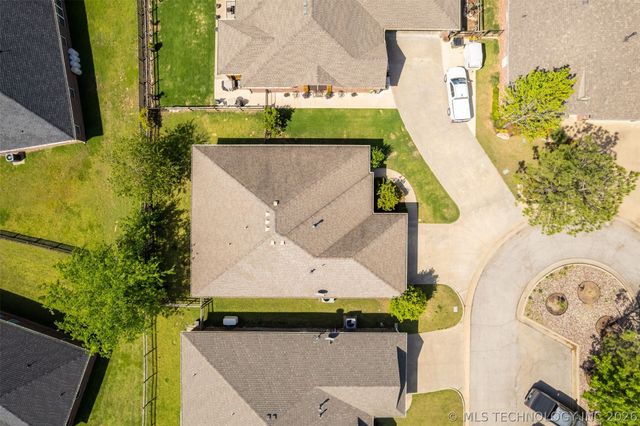 566 S 22nd Place, Collinsville, OK 74021