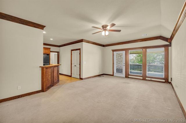 566 S 22nd Place, Collinsville, OK 74021