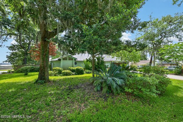 469 PABLO POINT Drive, Jacksonville, FL 32225