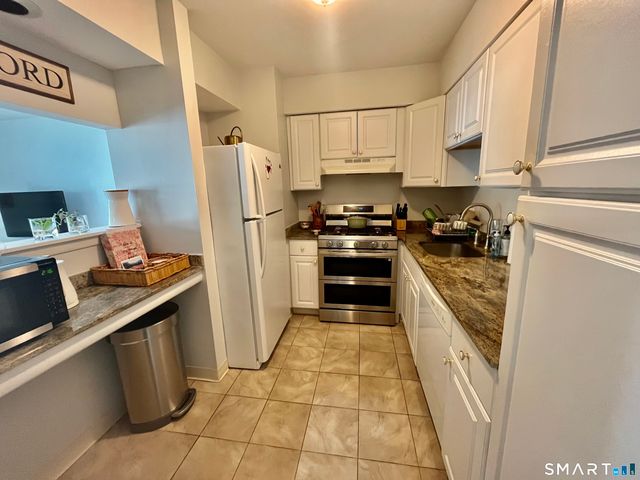 92 Limewood Avenue A2, Branford, CT 06405
