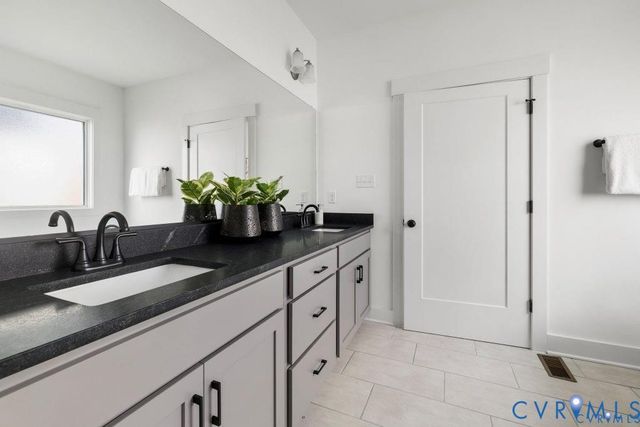 15107 Heaton Dr, Midlothian, VA 23112