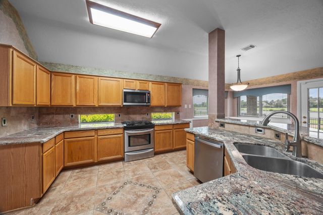 2723 Shelby Drive, Pearland, TX 77584