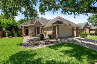 2723 Shelby Drive, Pearland, TX 77584