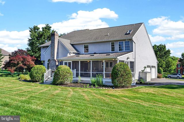 100 LONGVIEW DR, Elkton, MD 21921
