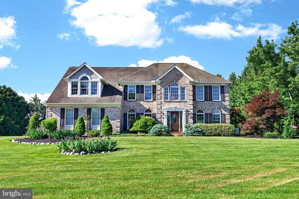 Image 3 of property listing at 100 LONGVIEW DR, Elkton, MD 21921