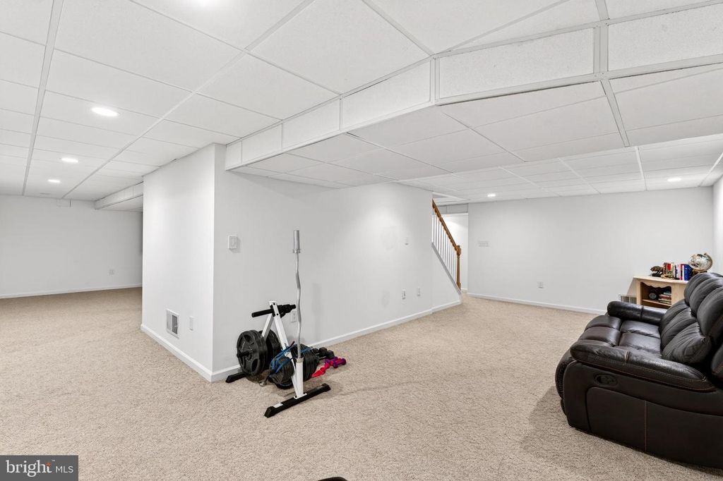Image 48 of property listing at 100 LONGVIEW DR, Elkton, MD 21921