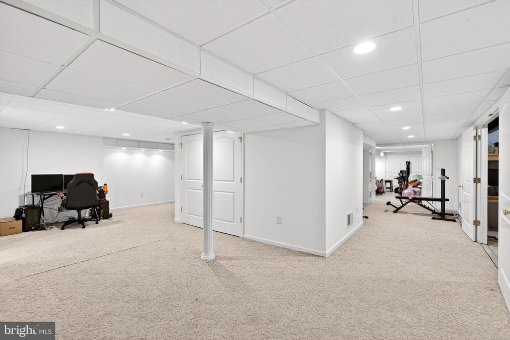 Image 52 of property listing at 100 LONGVIEW DR, Elkton, MD 21921