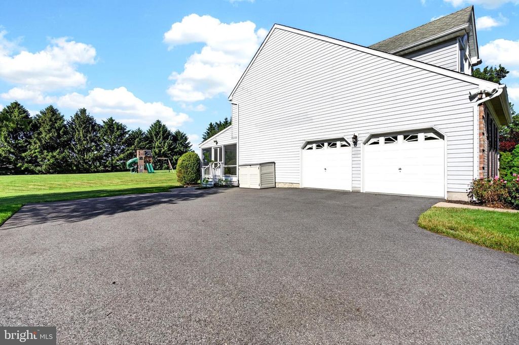 Image 55 of property listing at 100 LONGVIEW DR, Elkton, MD 21921