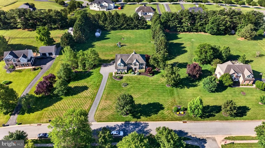 Image 6 of property listing at 100 LONGVIEW DR, Elkton, MD 21921