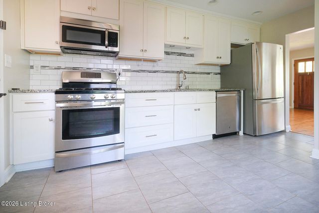 2510 Browns Ln, Louisville, KY 40220