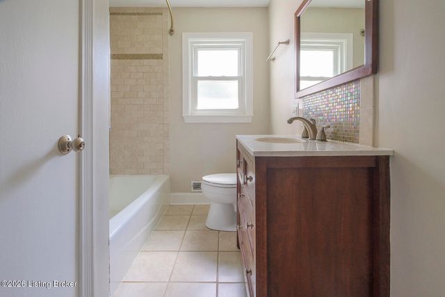 2510 Browns Ln, Louisville, KY 40220