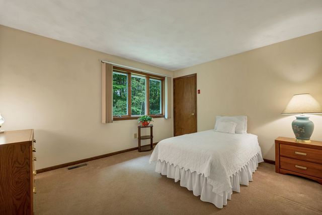 23 Cross Lane, Gilford, NH 03249