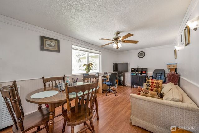 15404 SE 304th Place, Kent, WA 98042
