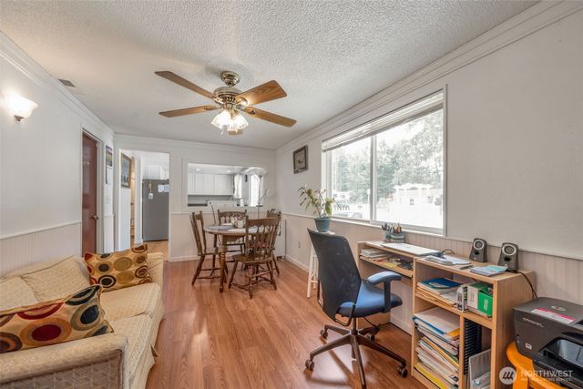 15404 SE 304th Place, Kent, WA 98042