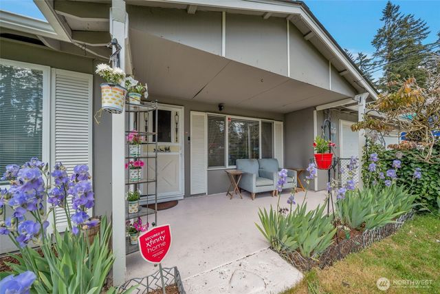 15404 SE 304th Place, Kent, WA 98042